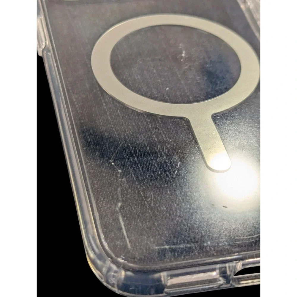 W5-U Speck Presidio Perfect-Clear with Chrome MagSafe Case - iPhone 15 / 14 Plus